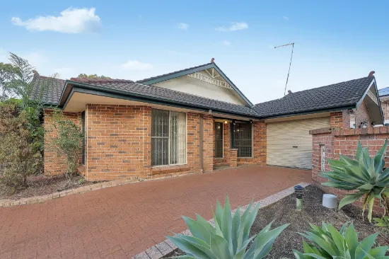1/8 Humphries Road, Wakeley, NSW 2176