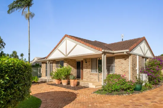 1/8 Lakeshore Avenue, Buderim, Qld 4556