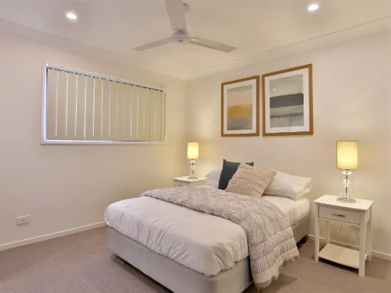 1 Emerald Place, Bridgeman Downs, Qld 4035