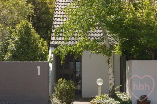1 Hodgson Place, Pearce, ACT 2607
