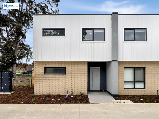 1 Leo Place, Cranbourne, Vic 3977 - For Rent