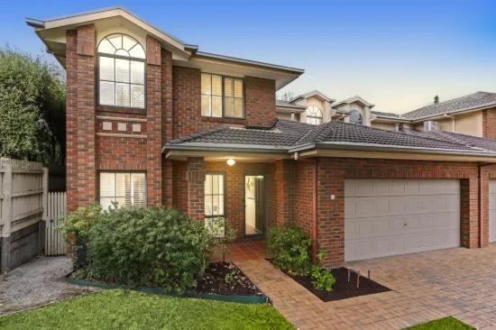 10 Conservatory Drive, Burwood, Vic 3125