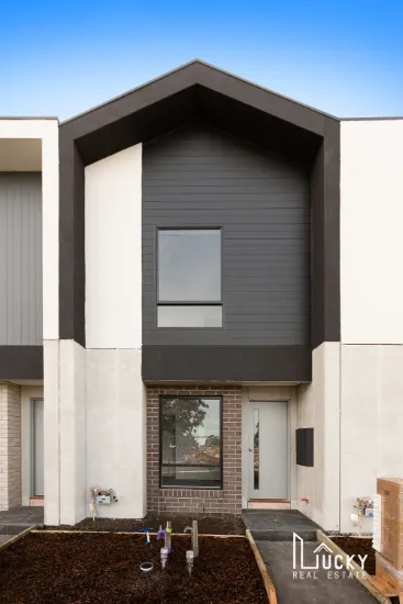 10 Molloy Walk, Donnybrook, Vic 3064