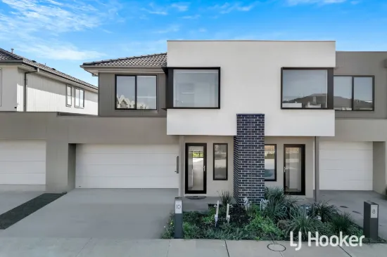 10 Rhumerie Close, Clyde North, Vic 3978