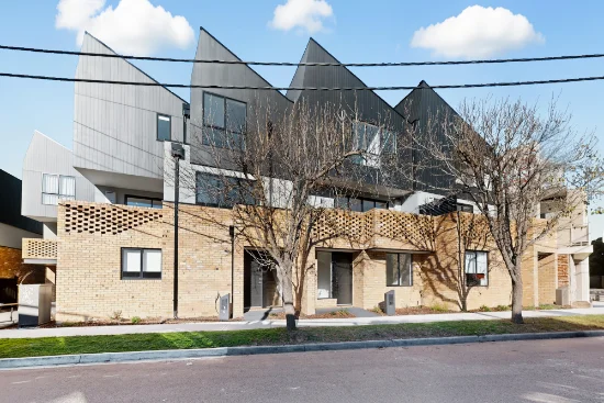 10 Talbot Road, Strathmore, Vic 3041