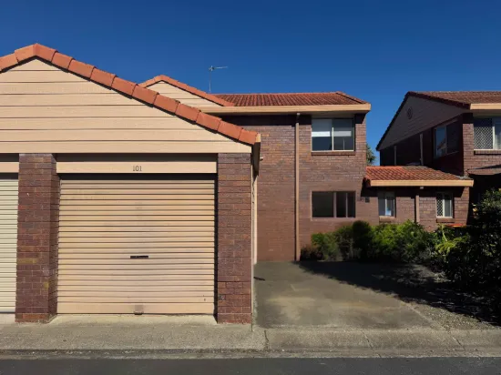101/601 Pine Ridge Road, Biggera Waters, Qld 4216