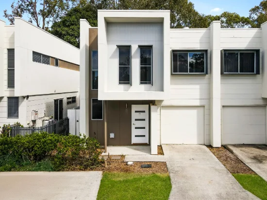 11/43 Riverbrooke Drive, Upper Coomera, Qld 4209