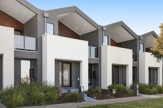 11 Adventure Avenue, Fraser Rise, Vic 3336