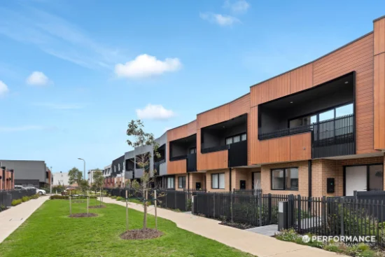11 Aqua Walk, Altona North, Vic 3025