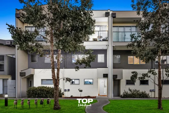 11 Topal Drive, Officer, Vic 3809