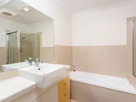 12/431 Oxley Drive, Runaway Bay, Qld 4216-Image