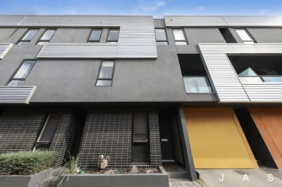 12 Greenham Place, Footscray, Vic 3011
