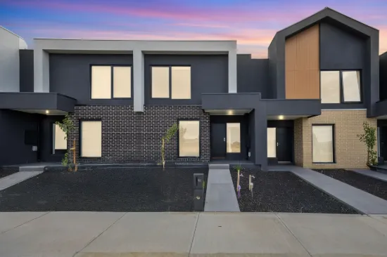 12 Seve Walk, Clyde North VIC 3978-Image