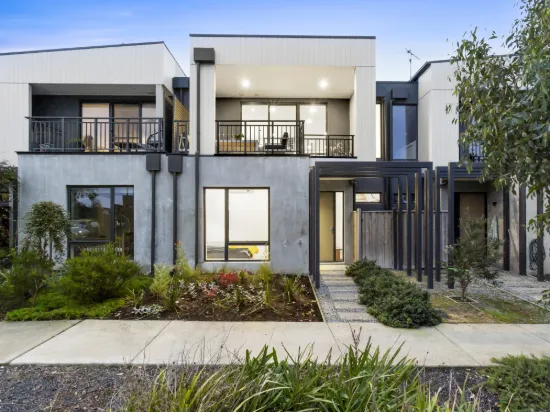 12 Wurrak Crescent, Torquay, Vic 3228
