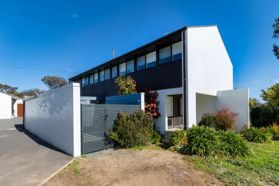 122 Grayson Street, Hackett, ACT 2602