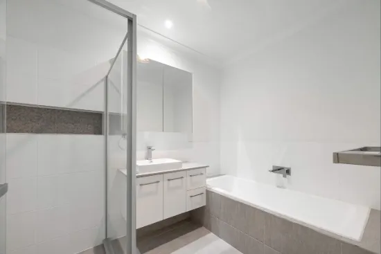 13/1-5 Anna Louise Terrace, Windaroo, Qld 4207-Image