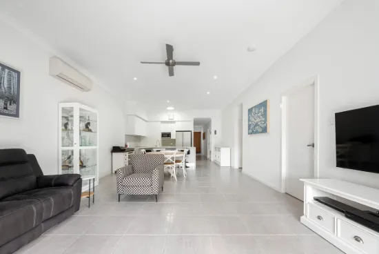 13/1-5 Anna Louise Terrace, Windaroo, Qld 4207-Image