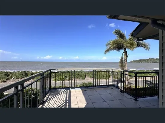 13/5-7 Arlington Esplanade, Clifton Beach, Qld 4879