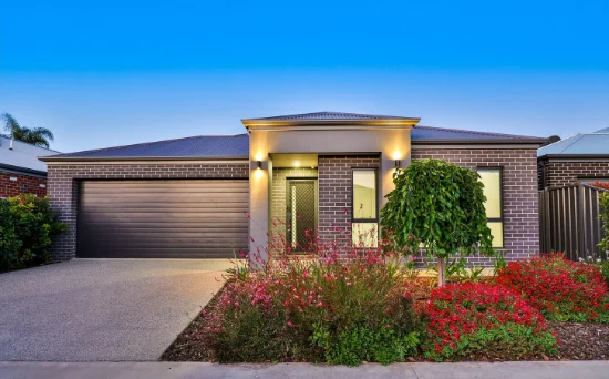13 Rufous Way, Irymple, Vic 3498