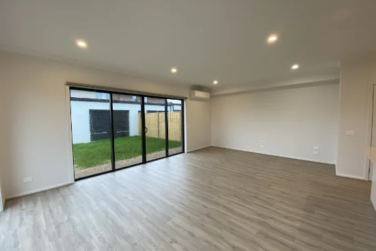 133 The Parade, Wollert, Vic 3750-Image