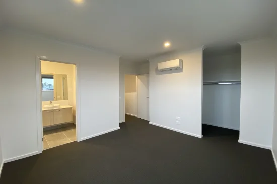 133 The Parade, Wollert, Vic 3750-Image