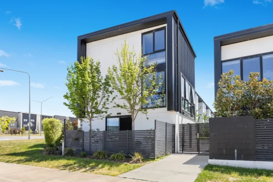 14/1 Calaby St, Coombs, ACT 2611