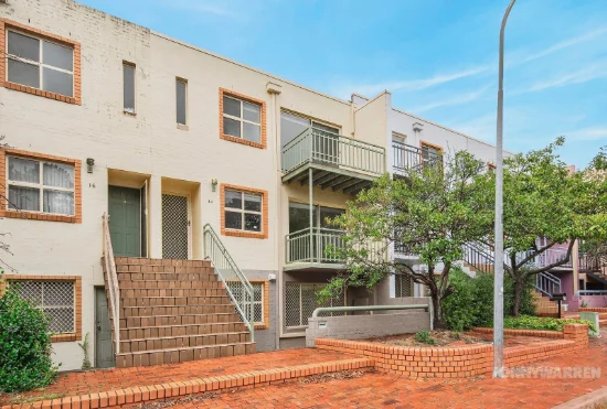 14 Bootle Place, Phillip, ACT 2606