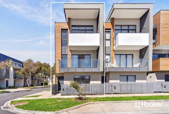 15 Tribeca Drive, Point Cook, Vic 3030