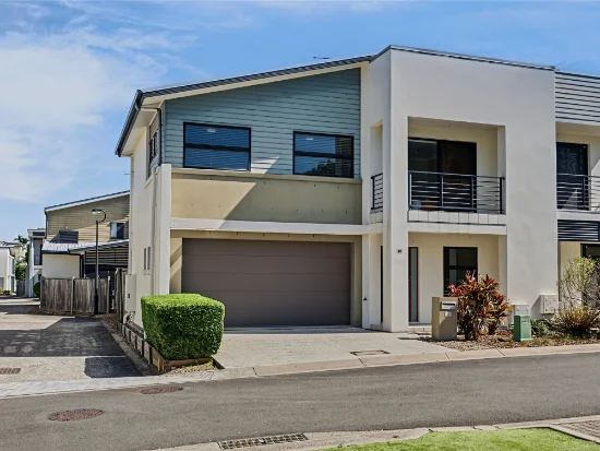16/16 Surbiton Court, Carindale, Qld 4152 - For Sale
