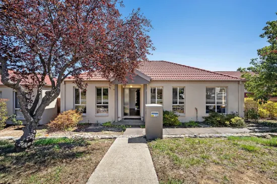 16 Lampard Circuit, Bruce, ACT 2617