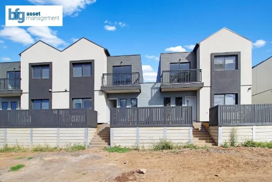 168 Farm Road, Werribee, Vic 3030 - For Rent