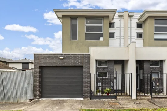 16a Margaret Muir Way, Moonee Ponds, Vic 3039 - For Sale