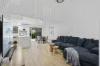 17/1A Alison Road, Carrara, Qld 4211-Image