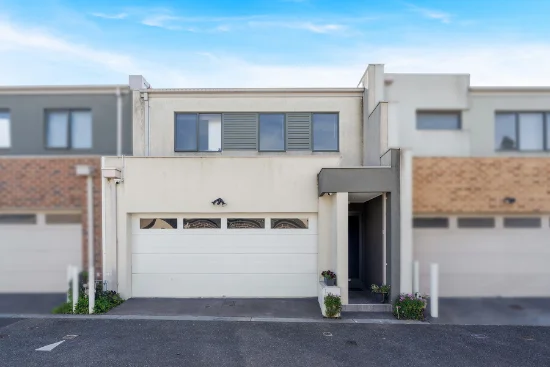 17/4 Delany Lane, Craigieburn, Vic 3064