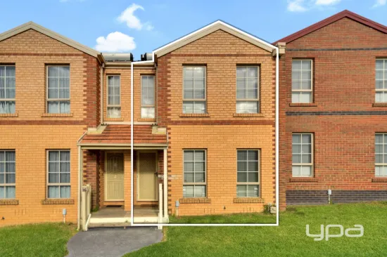 17/67 Ravenhill Boulevard, Roxburgh Park, Vic 3064