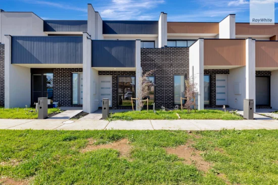 17 Banjo Boulevard, FRASER RISE VIC 3336-Image