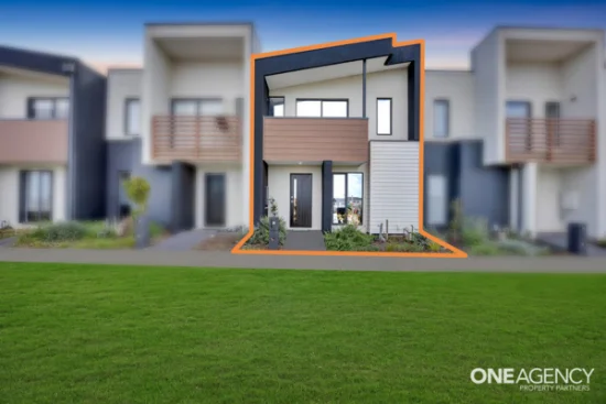 17 Farabi Walk, Truganina, Vic 3029