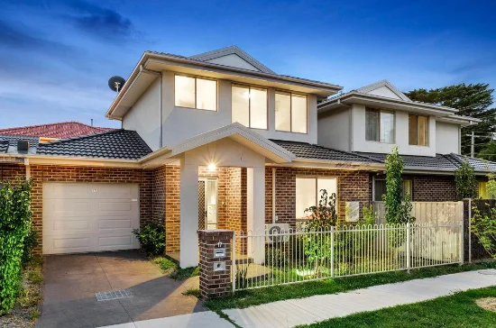 17 Hilltop Avenue, Clayton, Vic 3168