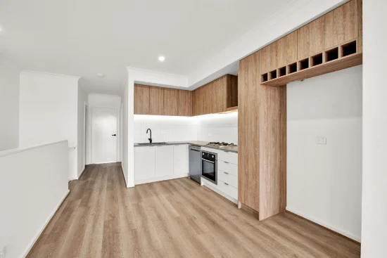 17 Oakview Walk, Clyde, Vic 3978