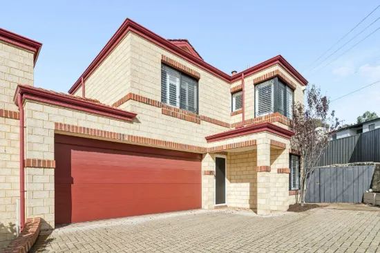 17 Sackville Terrace, Scarborough, WA 6019