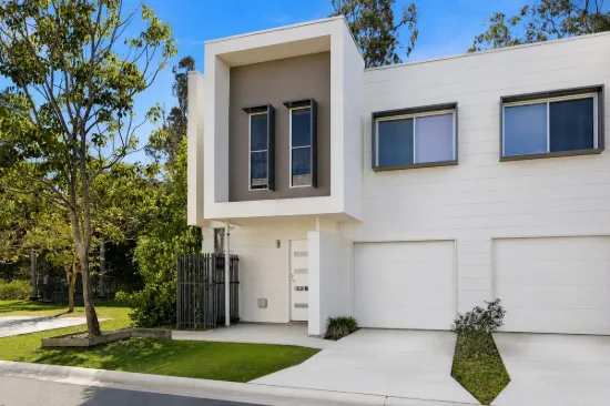18/43 Riverbrooke Drive, Upper Coomera, Qld 4209