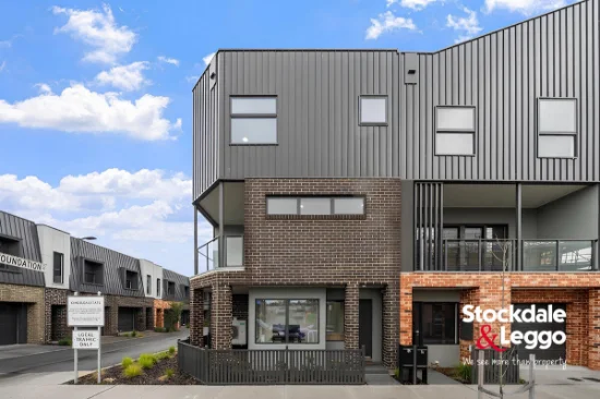 18 Yakka Crescent, Broadmeadows, Vic 3047