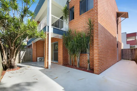 19/170 Whiting Street, Labrador, Qld 4215-Image