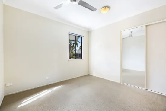 19/170 Whiting Street, Labrador, Qld 4215-Image