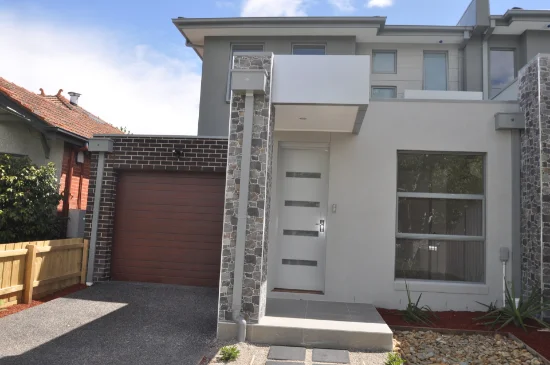 19 Fulham Road, Fairfield, Vic 3078