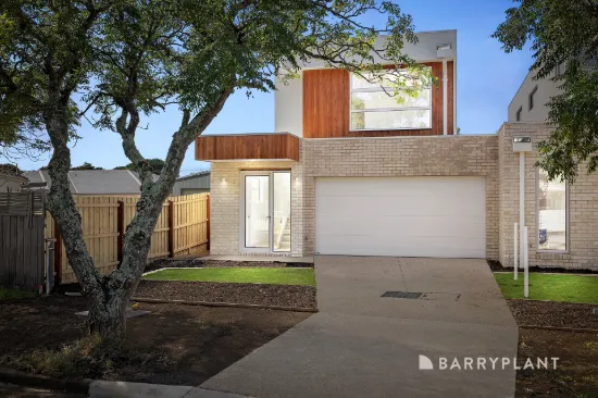 1A Warranilla Avenue, Rosebud, Vic 3939