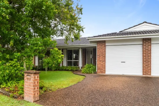 2/1 Alex Close, Ourimbah, NSW 2258
