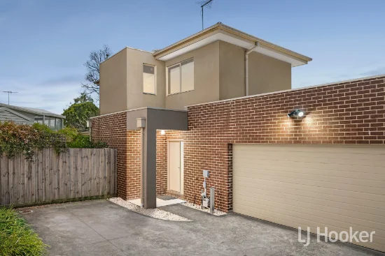 2/11 Stuart Crescent, Nunawading, Vic 3131 - For Sale