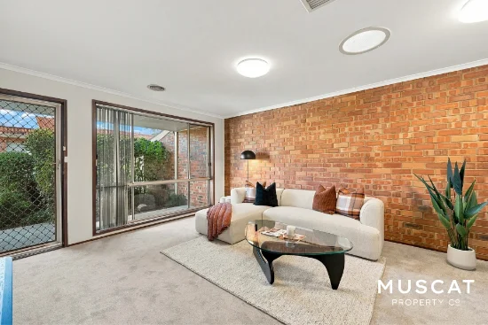 2/115 Barr Smith Avenue, Bonython, ACT 2905