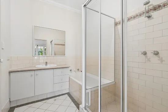 2/115 Brisbane Street, Perth, WA 6000-Image